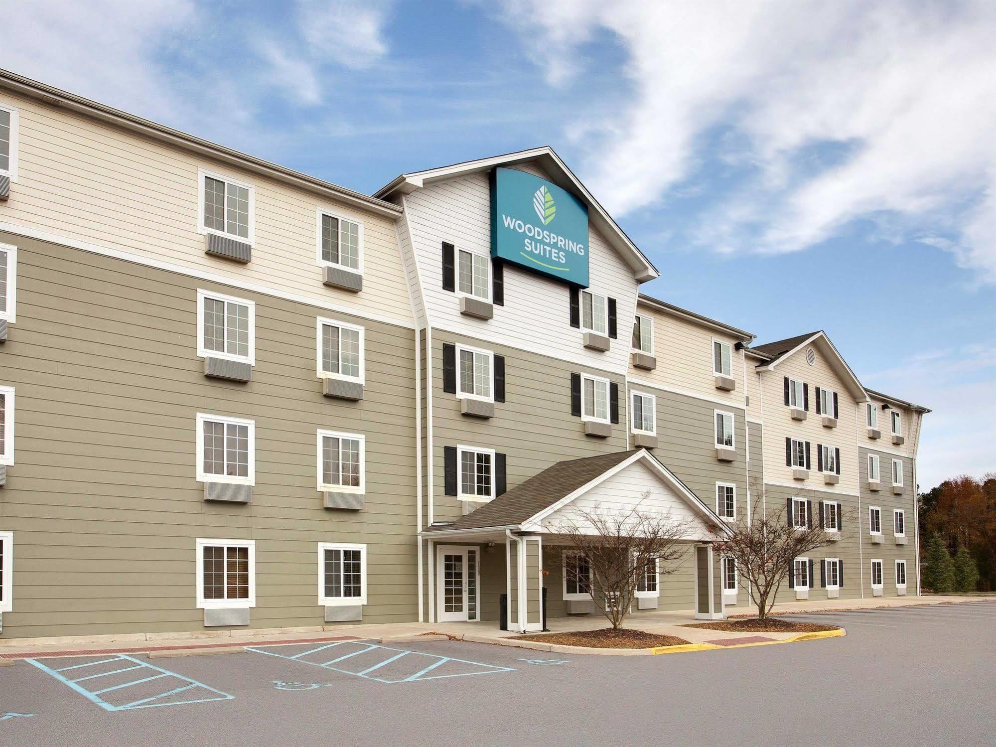 Woodspring Suites Chesapeake-Norfolk South מראה חיצוני תמונה