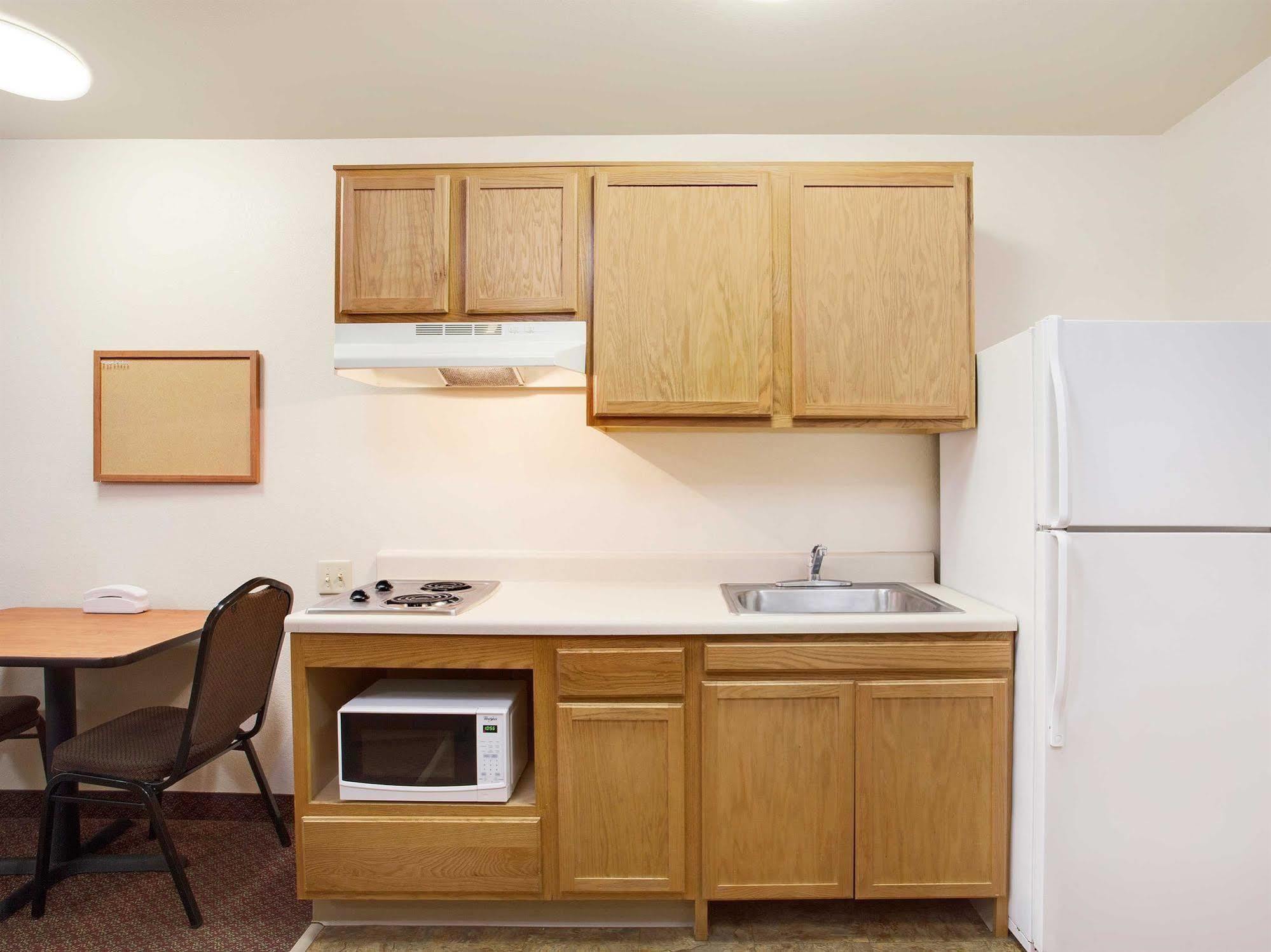 Woodspring Suites Chesapeake-Norfolk South מראה חיצוני תמונה
