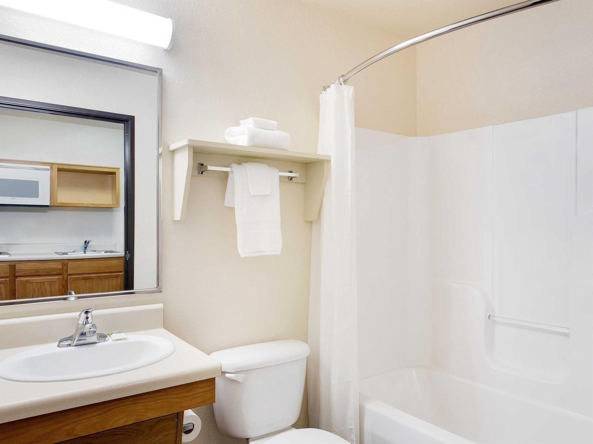 Woodspring Suites Chesapeake-Norfolk South מראה חיצוני תמונה