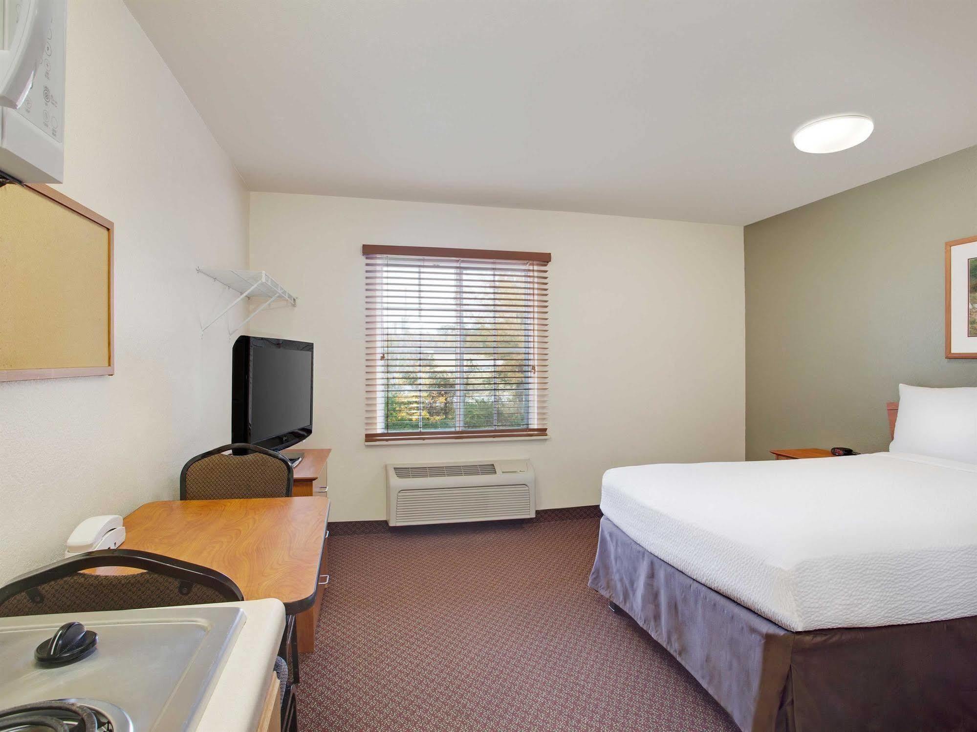 Woodspring Suites Chesapeake-Norfolk South מראה חיצוני תמונה