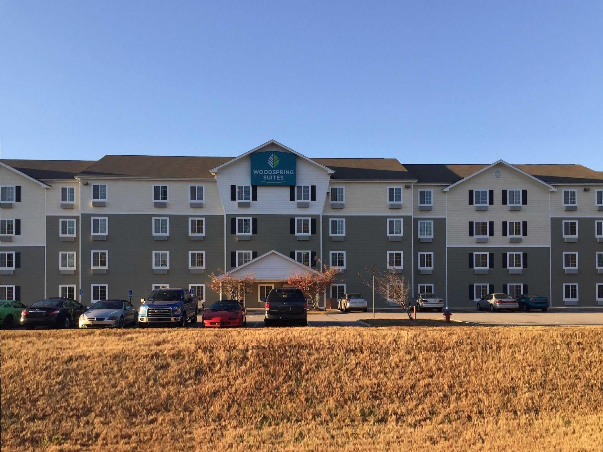 Woodspring Suites Chesapeake-Norfolk South מראה חיצוני תמונה