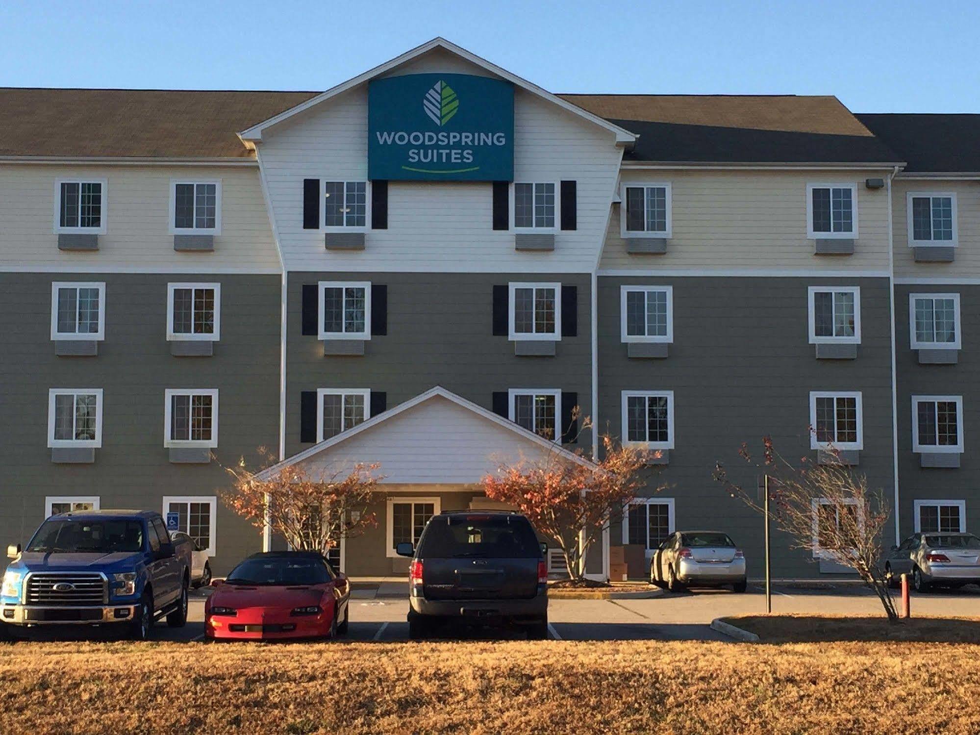 Woodspring Suites Chesapeake-Norfolk South מראה חיצוני תמונה